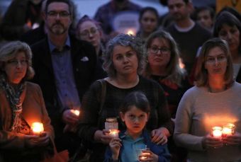 Perth vigil held at Parliament House for vulnerable children left in limbo by WA child protection services
